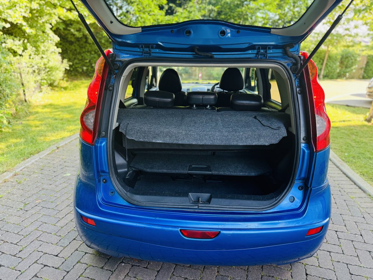 Nissan Note 1.6 petrol Manual - Image 12