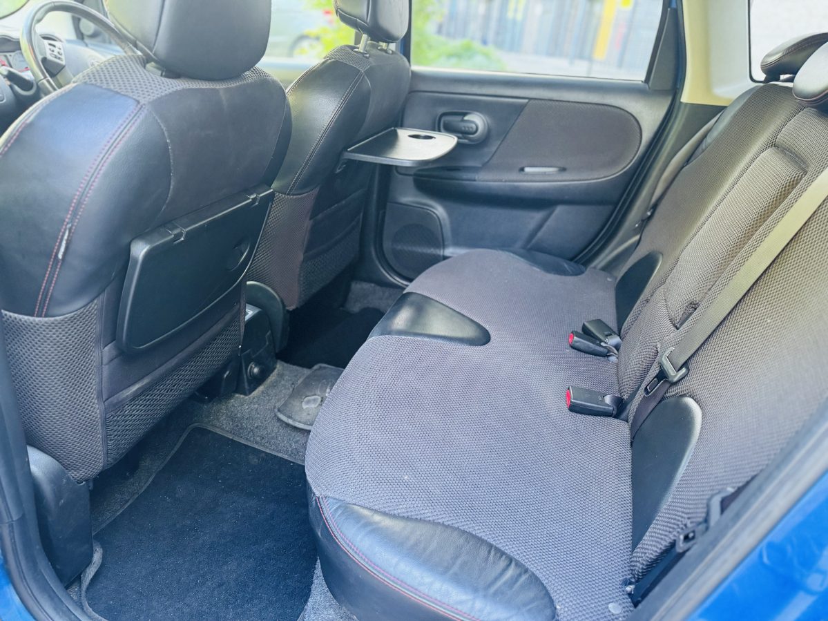 Nissan Note 1.6 petrol Manual - Image 10