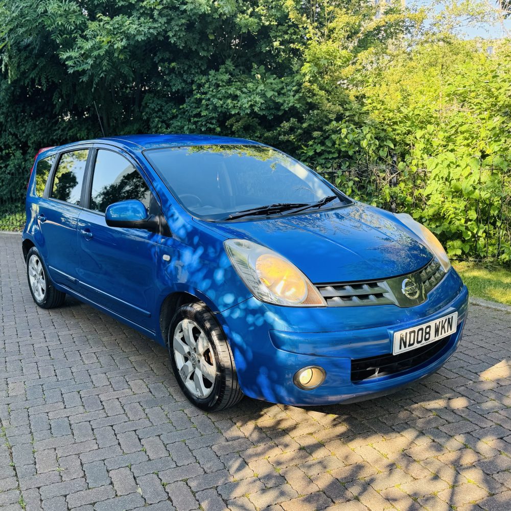 Nissan Note 1.6 petrol Manual