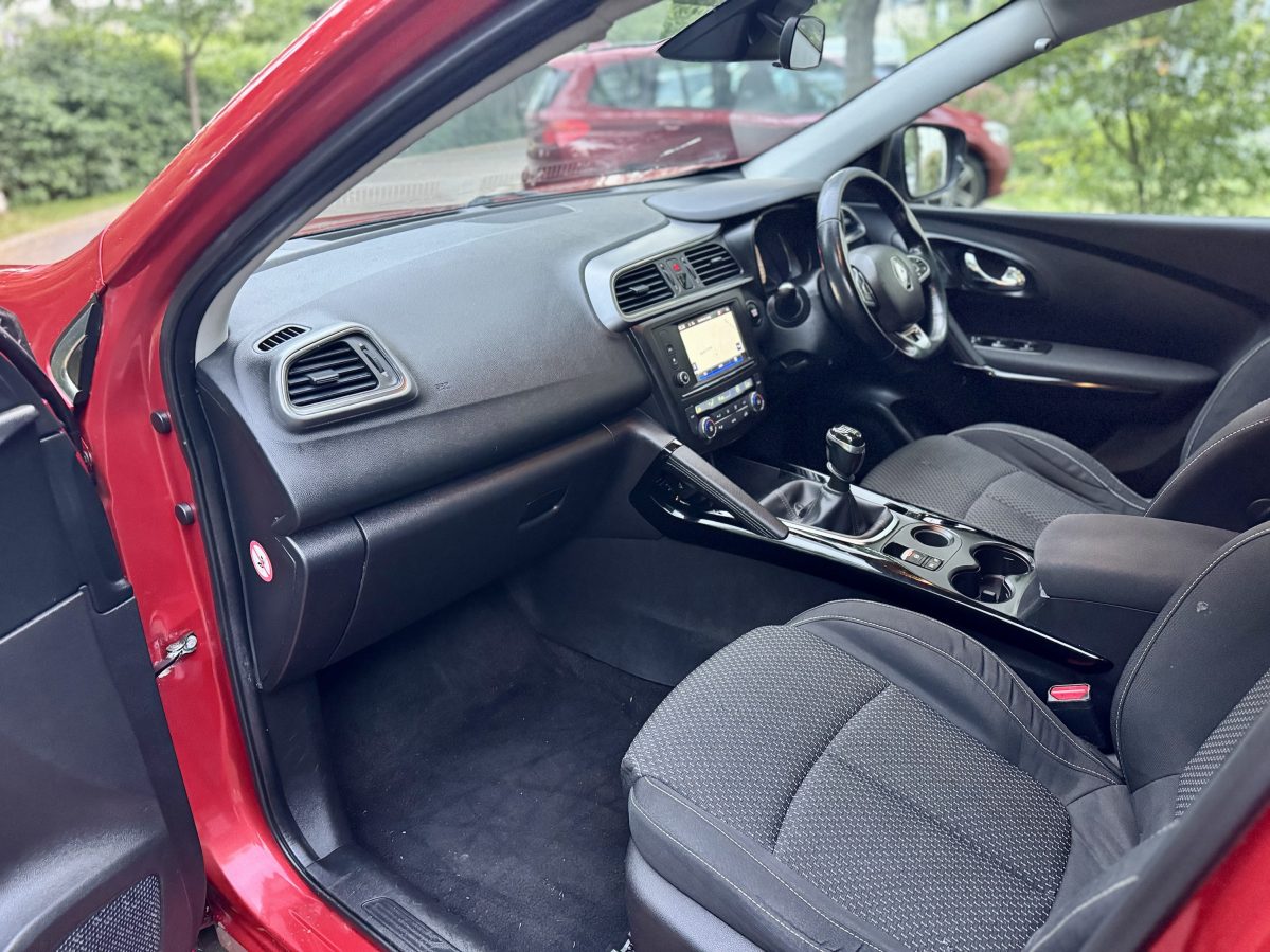 2017 Renault Kadjar 1.5 diesel, manual, ULEZ compliant. - Image 10